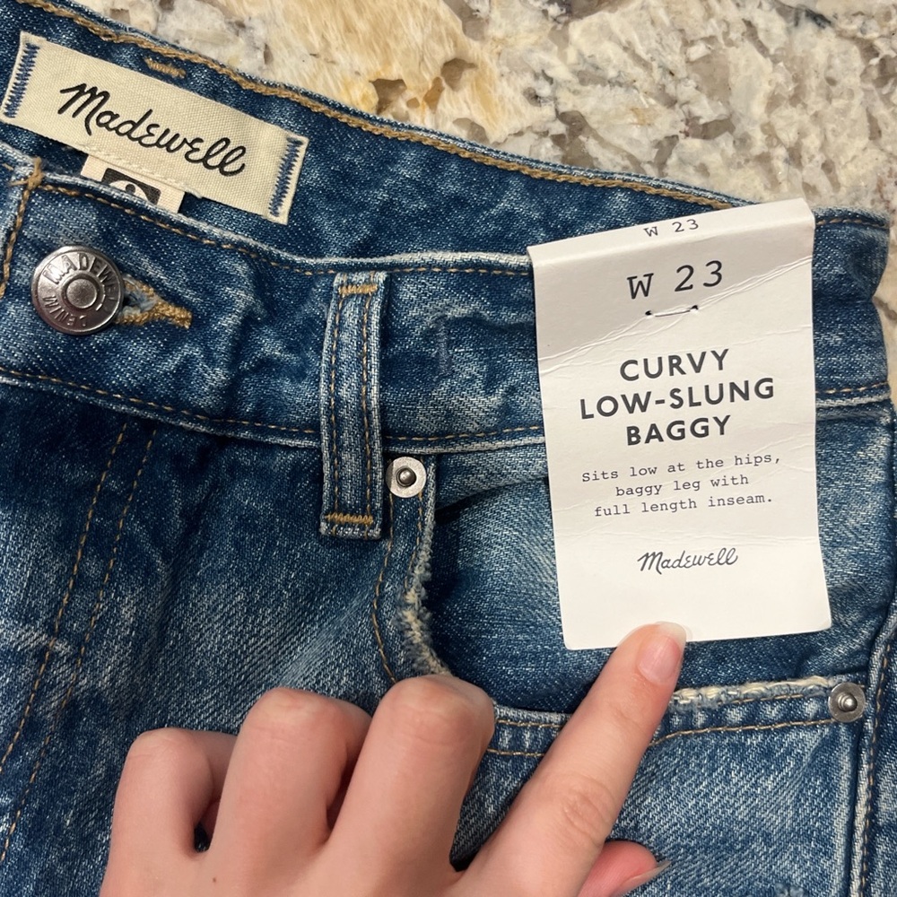 Madewell Curvy Low-Slung Baggy Jeans - Denim Blue